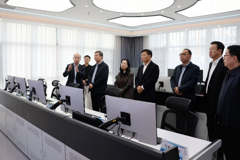 1742891545836106.jpg 中國職工技術協會理事長李世明一行到集團所屬河北空天控股公司開展調研座談2_副本.jpg