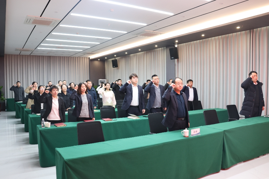 1748331060296507.jpg 憲法宣傳1_副本.jpg